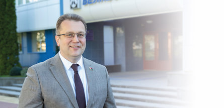 Поздравление председателя концерна «Белнефтехим» с Днем работников нефтяной, газовой и топливной промышленности