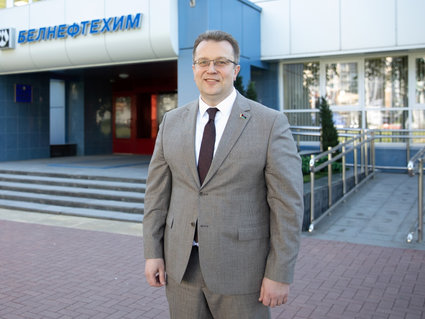 Поздравление председателя концерна «Белнефтехим» с Днем защитников Отечества и Вооруженных Сил Республики Беларусь