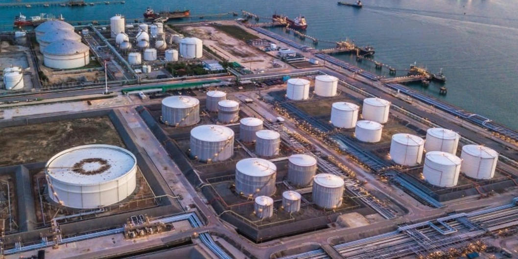 В РФ будут хранить нефть под… землей 