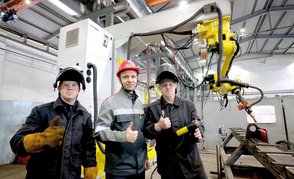 Специалистам ПУ «Нефтебурсервис» помогает робот-сварщик