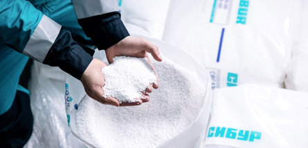 СИБУР намерен продать в РФ около 3 млн тонн полимеров