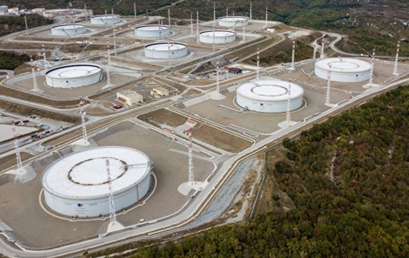 Казахстан планирует увеличить добычу и прокачку нефти