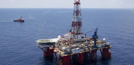 Прибыль ведущих нефтяных компаний сократилась на 40% в 2019 г.