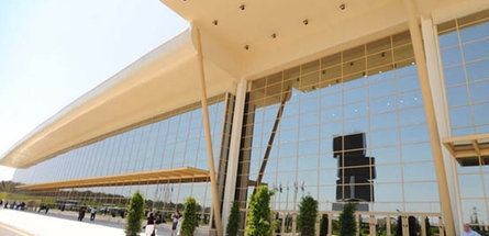 Ильхам Алиев ознакомился с экспозицией белорусских нефтехимических предприятий на выставке Caspian oil & gas 