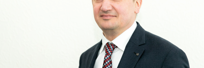 Заместителем генерального директора ОАО «Гродно Азот» — директором филиала «Завод Химволокно» назначен Олег Курилин