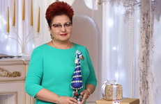 С Новым годом поздравляет председатель РК Белхимпрофсоюза Светлана Клочок