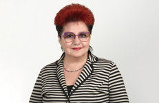 С Днем химика работников и ветеранов отрасли поздравляет председатель Белхимпрофсоюза Светлана Клочок