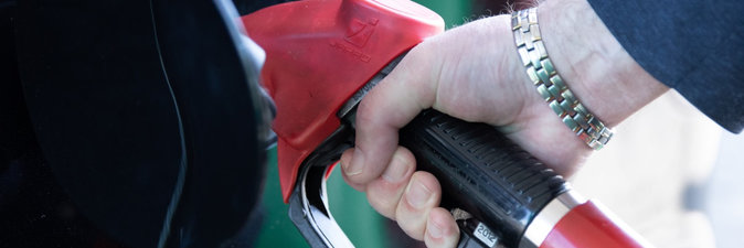 «Белнефтехим» готовится корректировать цены на моторное топливо