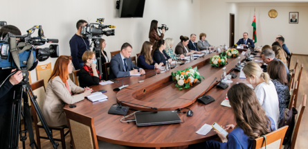 НЕФТЕХИМИЯ СПРАВЛЯЕТСЯ СО ВСЕМИ ЗАДАЧАМИ