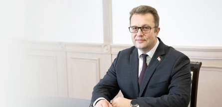 Поздравление председателя концерна «Белнефтехим» с 8 Марта