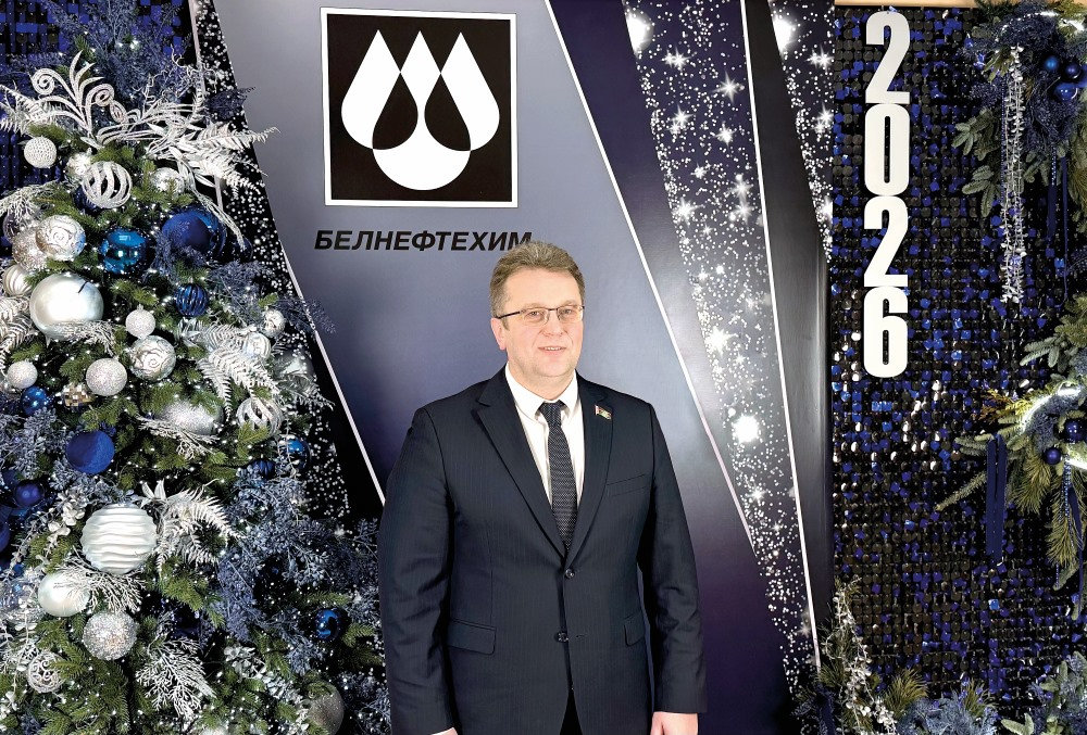 Стратегия прорыва — в интервью с председателем концерна «Белнефтехим» Ильей Иканом