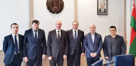 АНДРЕЙ РЫБАКОВ ВСТРЕТИЛСЯ С РУКОВОДСТВОМ ООО «АРМЯНО-БЕЛОРУССКИЙ ТОРГОВЫЙ ДОМ «АР-БЕ» 