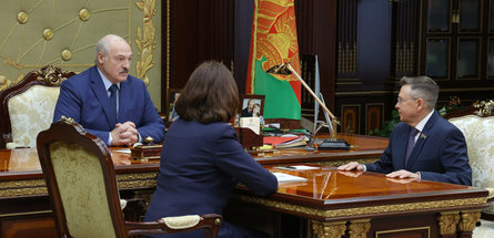 Глава государства принял с докладом генерального директора «Белоруснефти» 