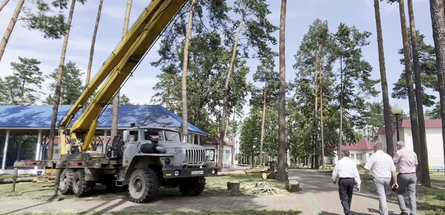 В работах по устранению последствий урагана участвует нефтехимический комплекс страны