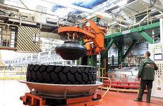 Крупногабаритное колесо истории «Белшины»