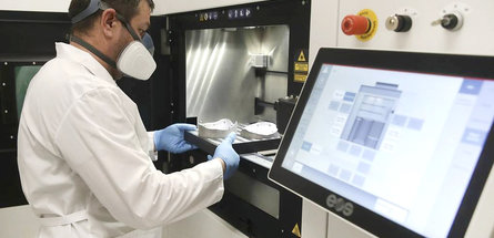 Способ получения биоразлагаемых полиэфиров для имплантов разработали российские ученые