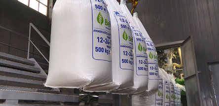 Беларусь увеличила импорт и транзит удобрений через Россию в 3 раза