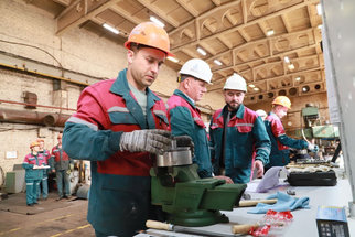 Определен лучший общественный инспектор по охране труда в организациях нефтехимического комплекса