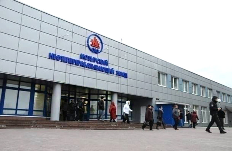 Виталий Павлов встретился с молодыми специалистами Мозырского НПЗ