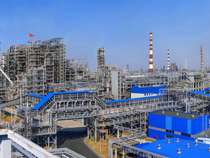 Президент Беларуси поздравил ОАО «Мозырский НПЗ» с 50-летием