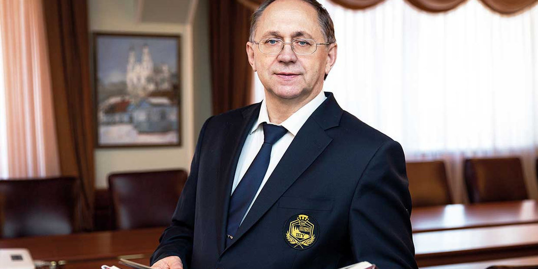 ФУНДАМЕНТ ЗНАНИЙ БУДУЩИХ НЕФТЯНИКОВ