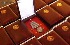 Представителям различных сфер вручены государственные награды