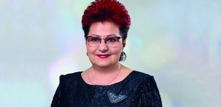 С Новым годом поздравляет председатель РК Белхимпрофсоюза Светлана Клочок   