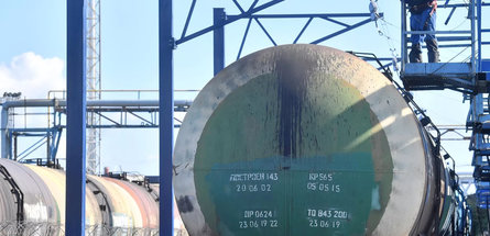 Минск ратифицировал поправки в соглашение с РФ о перевалке нефтепродуктов