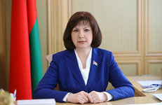 Наталья Кочанова поздравляет ОАО «Нафтан» и завод «Полимир» с юбилейными датами