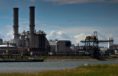 В феврале переработка нефти в РФ выросла