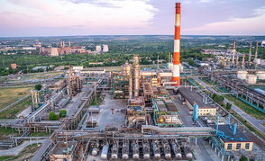 Саратовский НПЗ увеличил производство светлых нефтепродуктов
