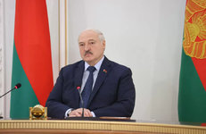 Александр Лукашенко поздравляет ОАО «Нафтан» с 60-летием