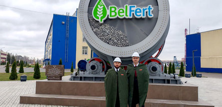 Гомельский химический завод посетил министр природных ресурсов и охраны окружающей среды