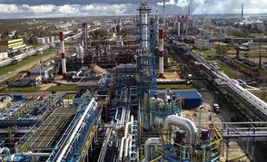 БЕЛОРУССКИЕ НПЗ: В БУДУЩЕЕ — С УВЕРЕННОСТЬЮ