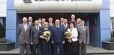 СПАСИБО ЗА ТРУД! — Вручение медалей «За трудовые заслуги» работникам нефтехимической отрасли страны