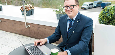 СПЛЕТАЯ В СЕТЬ ЦЕПОЧКУ ЦЕННОСТЕЙ