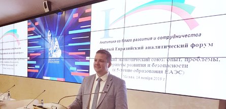 НЕБЕСА ПОЛНЫ УГРОЗ