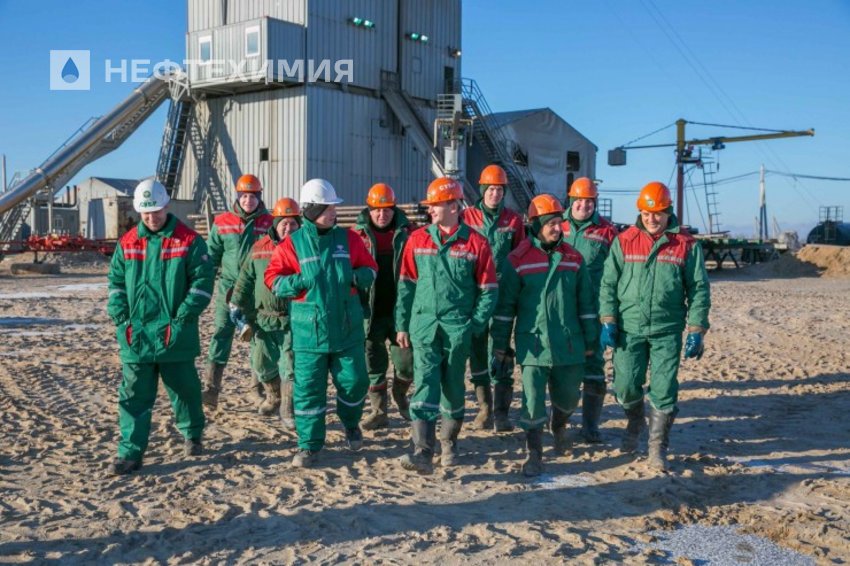 50 НЕФТЕНОСНЫХ ЛЕТ