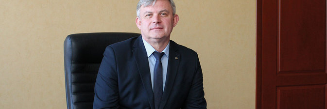 КОГДА КОЛЛЕКТИВ ЕДИН — ОН НЕПОБЕДИМ