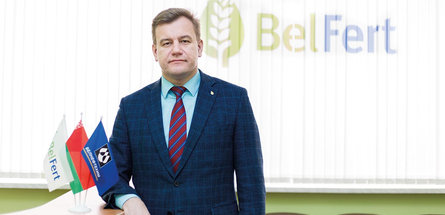 Государственной награды удостоен директор Гомельского химического завода Дмитрий Черняков