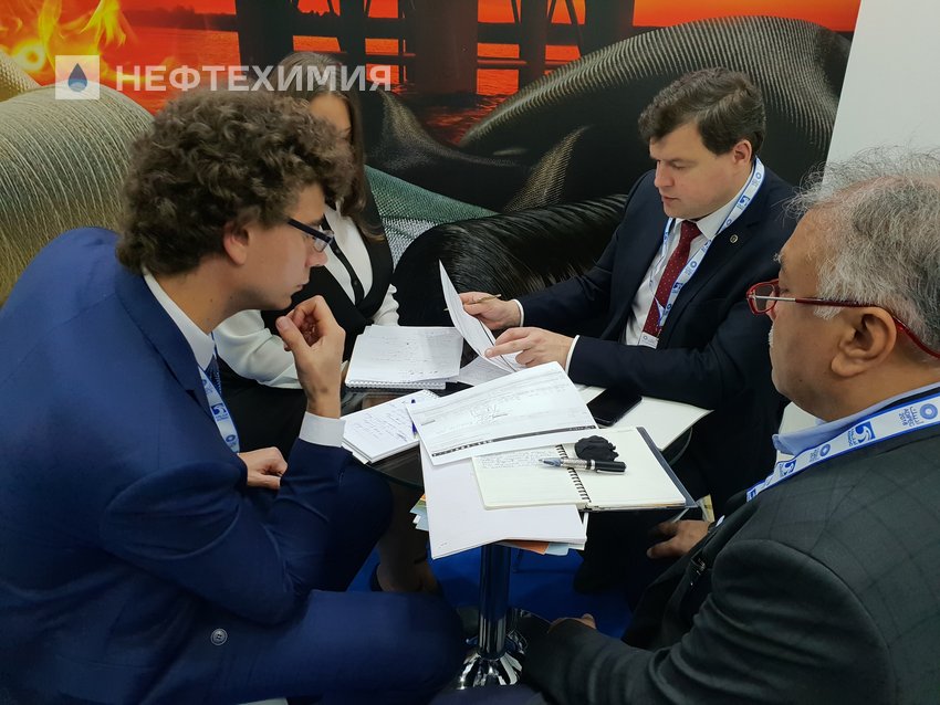 В СТРАНАХ БЛИЖНЕГО ВОСТОКА ВОСТРЕБОВАНЫ ПОЛОЦКИЕ КОМПОЗИТЫ