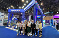 Посол Беларуси в Узбекистане Александр Огородников посетил стенд нефтехимических предприятий на выставке в Ташкенте