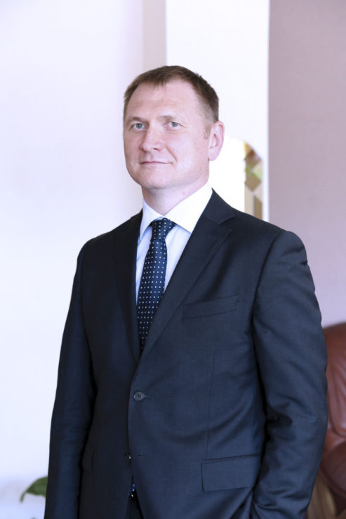 Начальник главного управления внешнеэкономических связей концерна «Белнефтехим» Евгений МИКУЛИНСКИЙ 