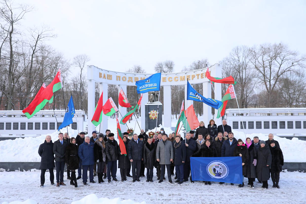 Участники автопробега прибыли в Гомель 