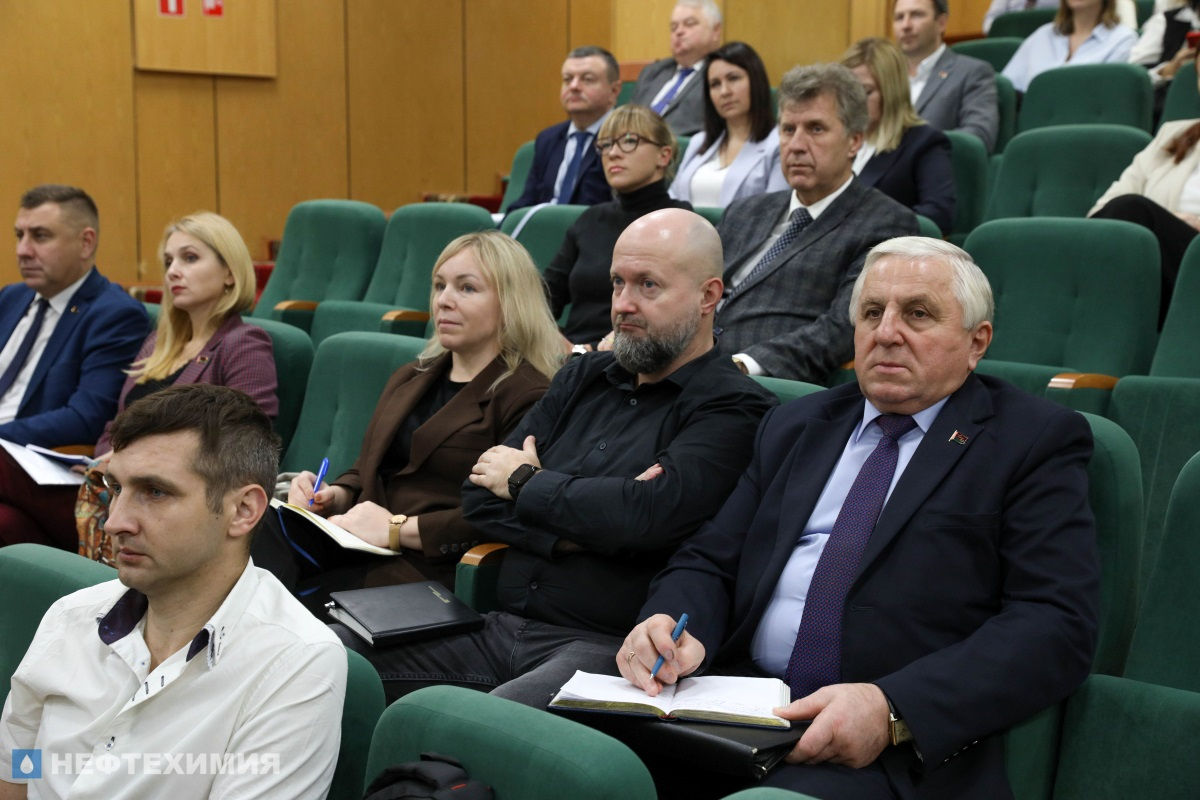 Основы кризисных коммуникаций — на семинаре в концерне «Белнефтехим»