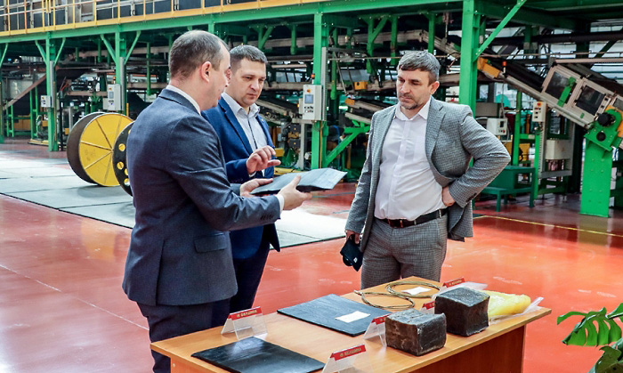Представители российских компаний посетили «Белшину»