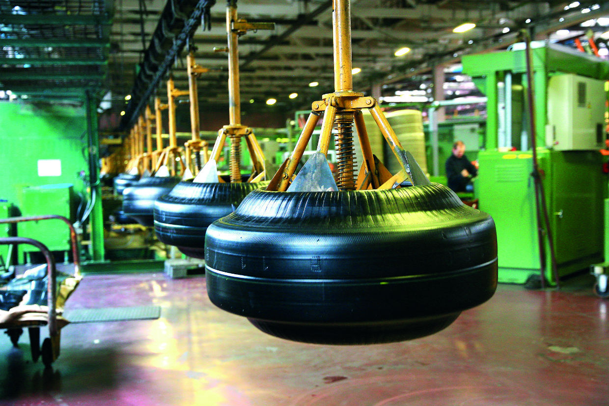 Каучук натуральный и углерод являются важнейшей сырьевой составляющей при производстве шинной продукции в ОАО «Белшина».