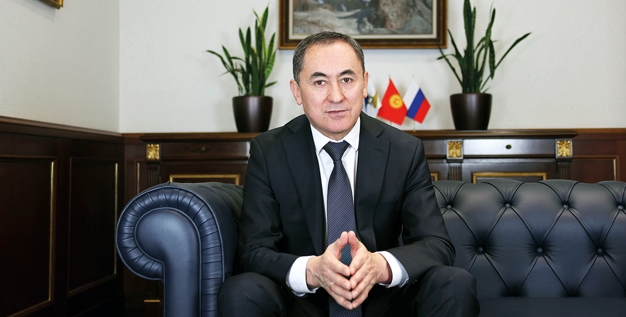 член Коллегии (министром) по энергетике и инфраструктуре ЕЭК Темирбек Асанбеков