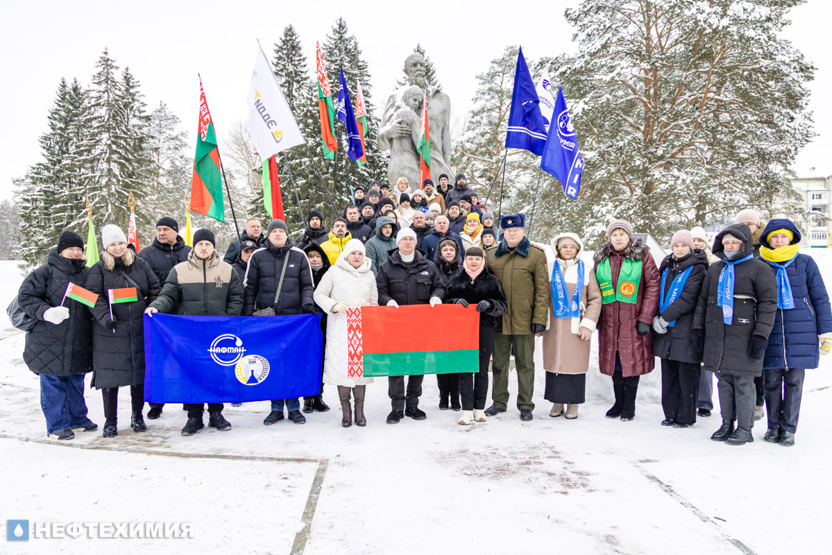 Нефтехимики почтили память жертв Освейской трагедии