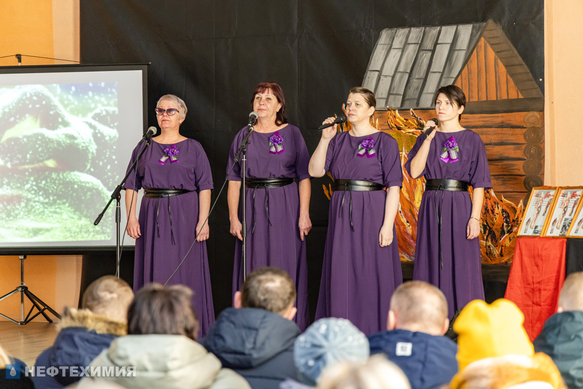 Нефтехимики почтили память жертв Освейской трагедии